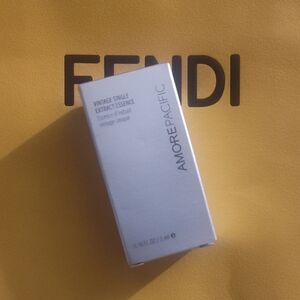 Amore Pacific Vintage Single Extract Essence - Elegant Silver